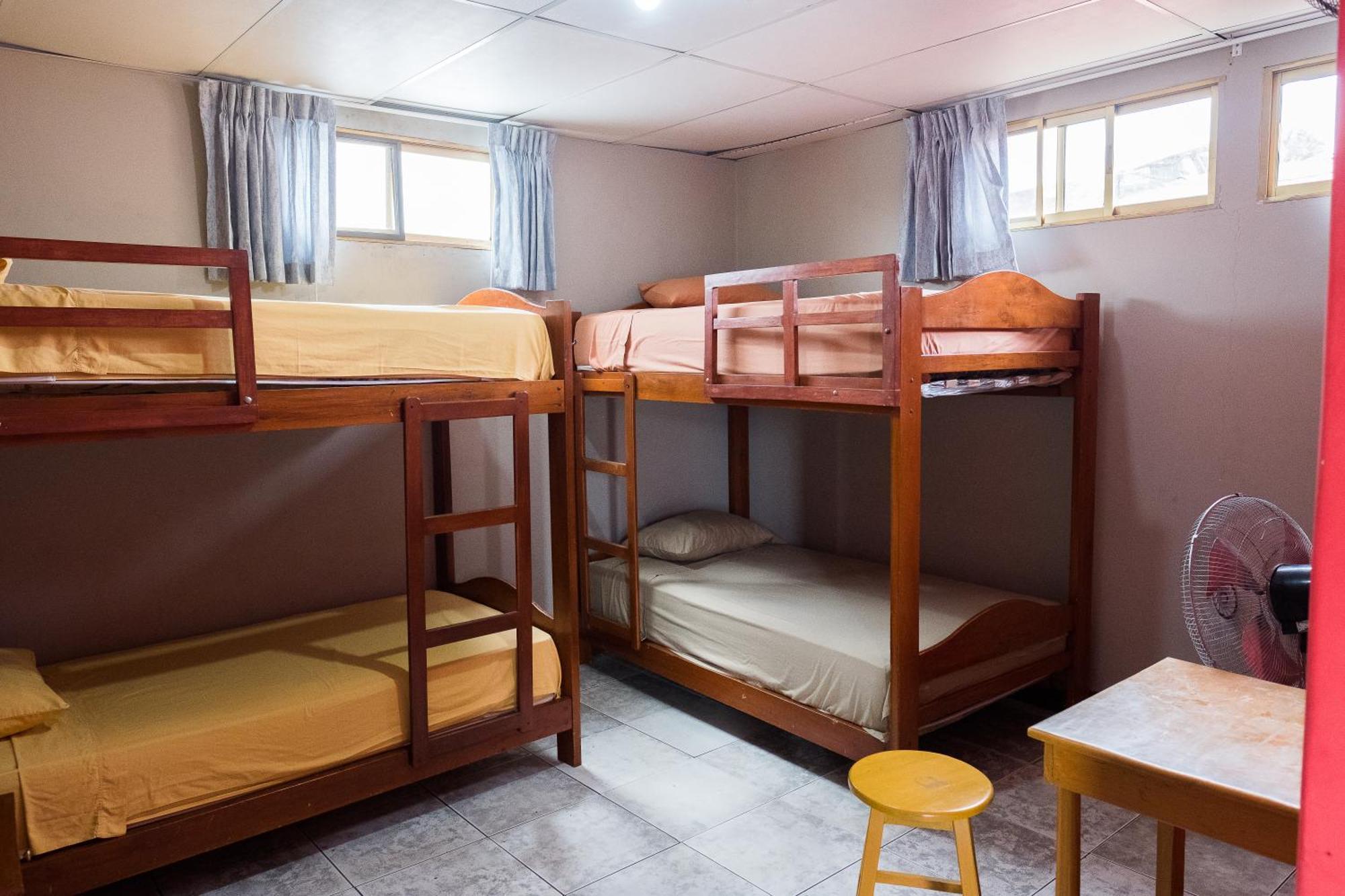 Hostel Nucapacha Гуаякиль Экстерьер фото