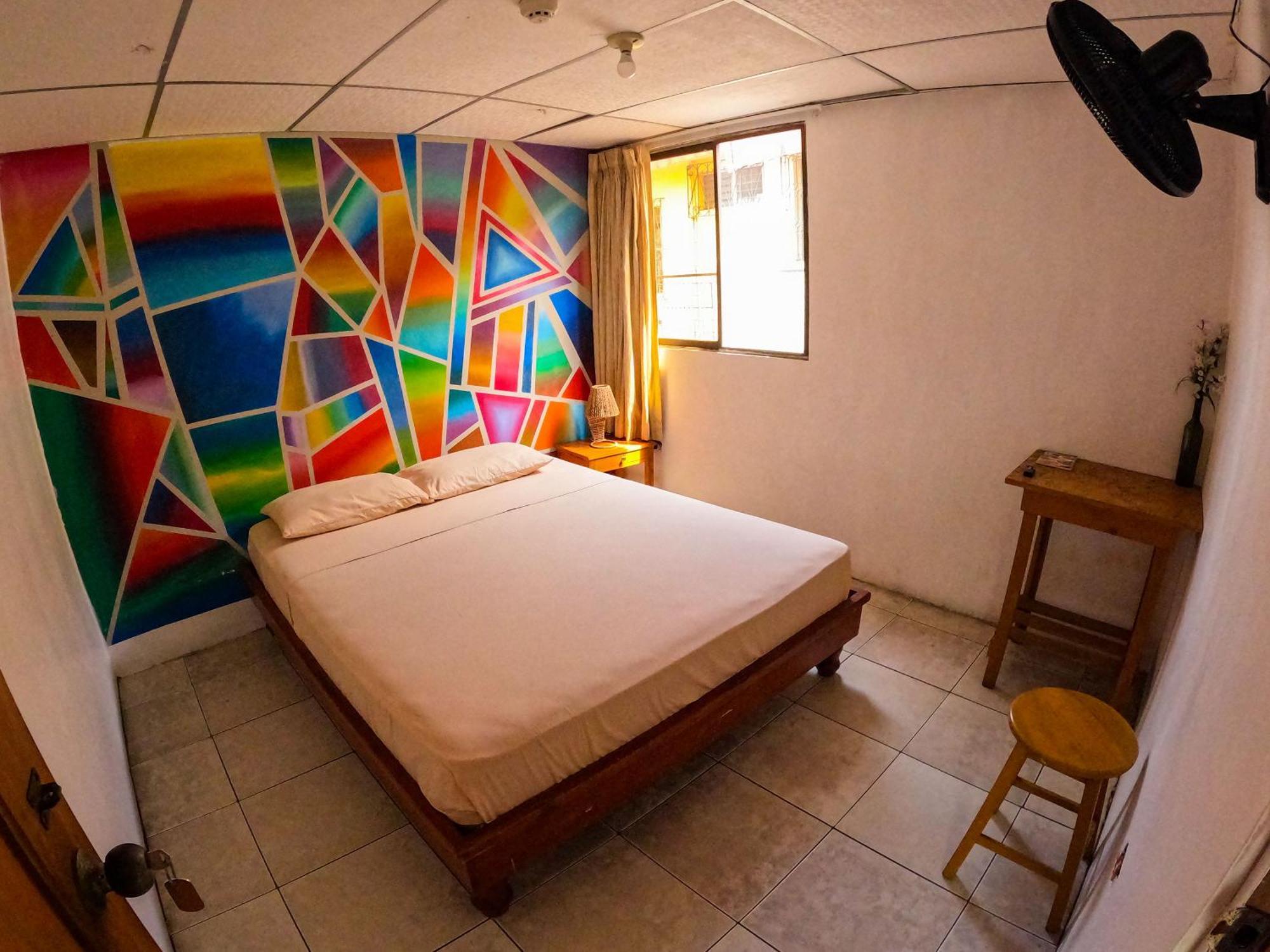 Hostel Nucapacha Гуаякиль Экстерьер фото