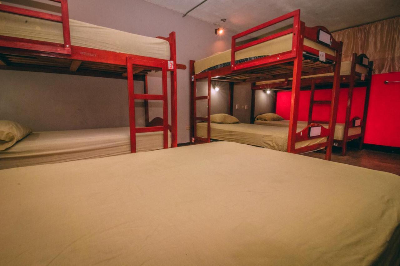 Hostel Nucapacha Гуаякиль Экстерьер фото